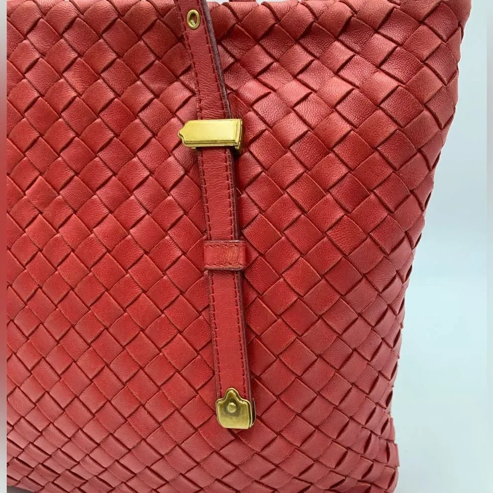 Auth Bottega Veneta Red Intrecciatp Napa Leather Tote Shoulder Bag Preloved